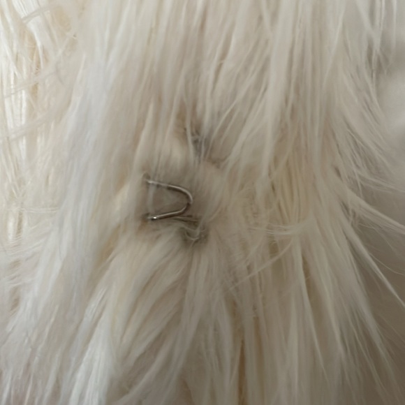 Prettylittlething Shaggy Faux Fur Jacket - Picture 8 of 11